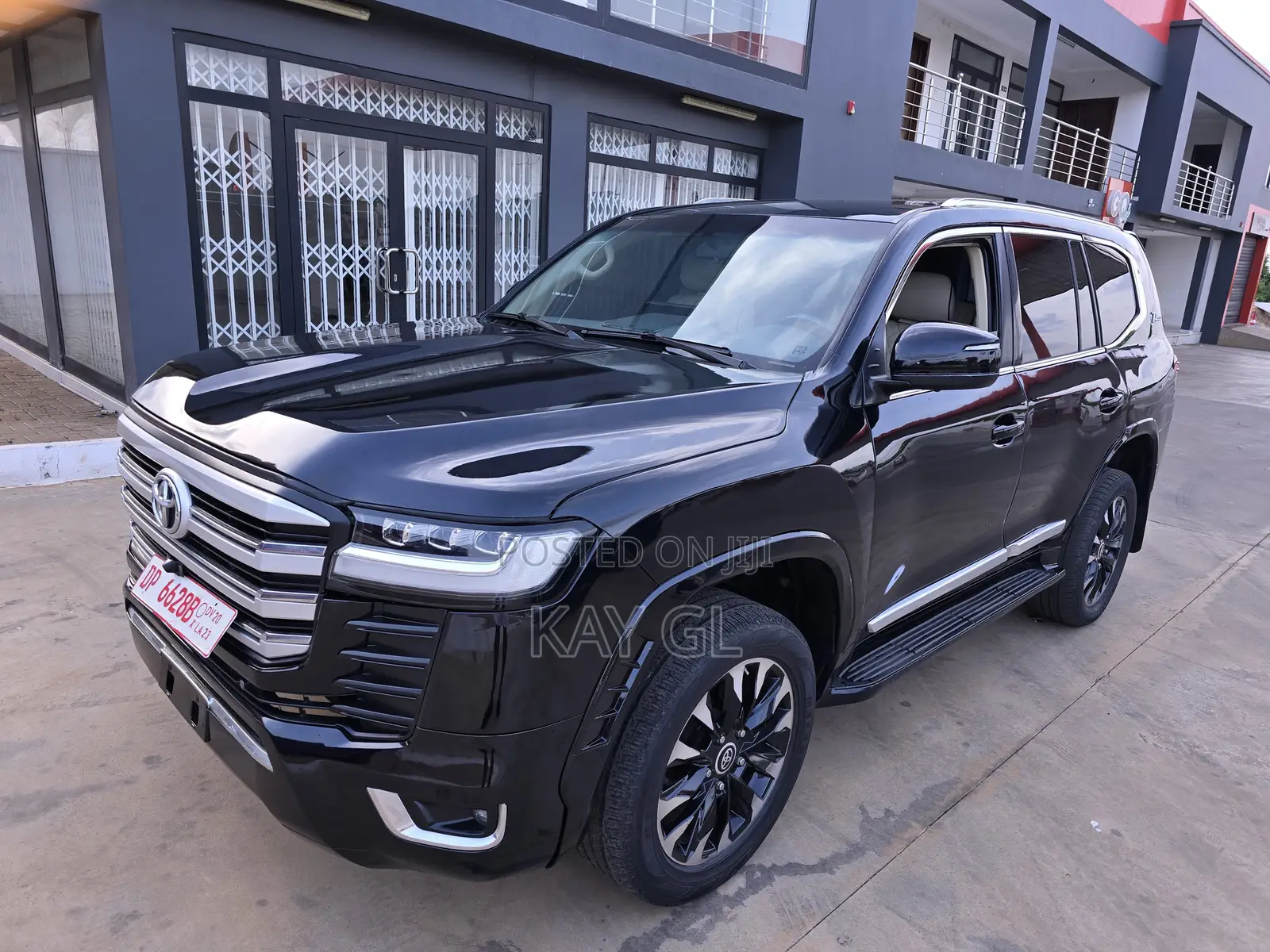 Toyota Land Cruiser 4.0 V6 GX-R 2013 Black