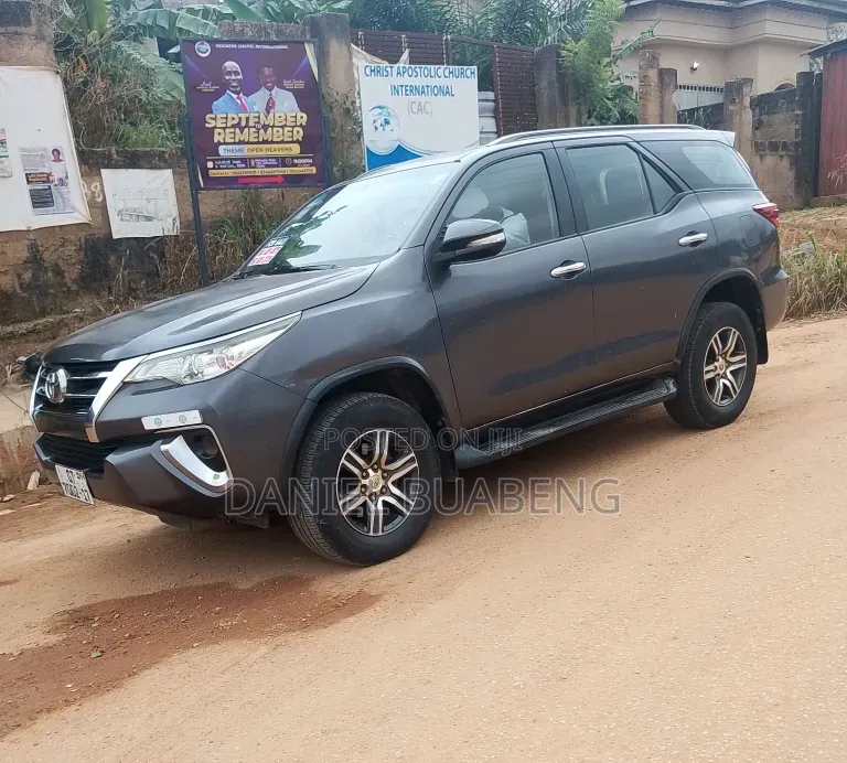 Toyota Fortuner 2.7 AWD 2017