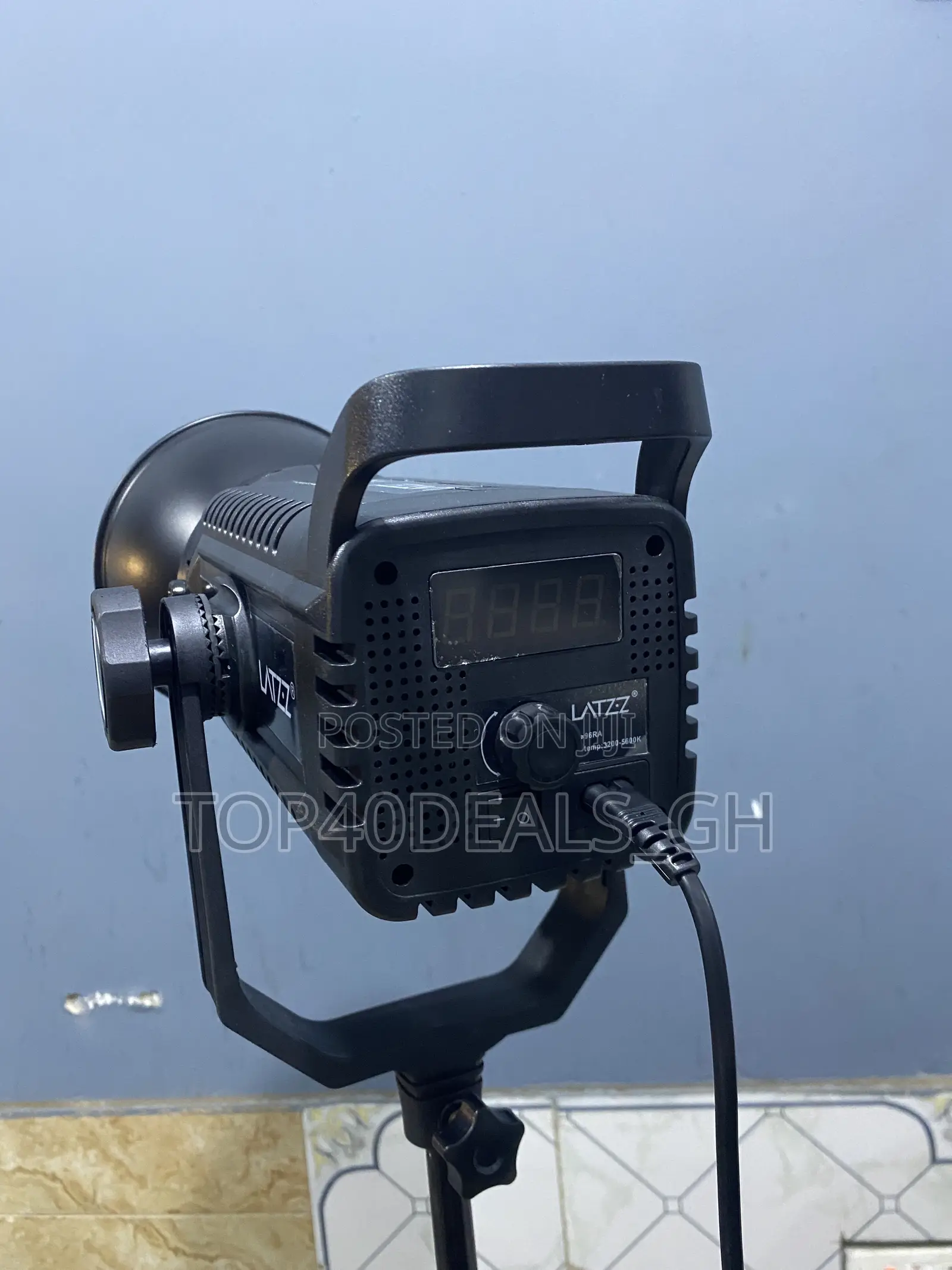 150watts Studio Light