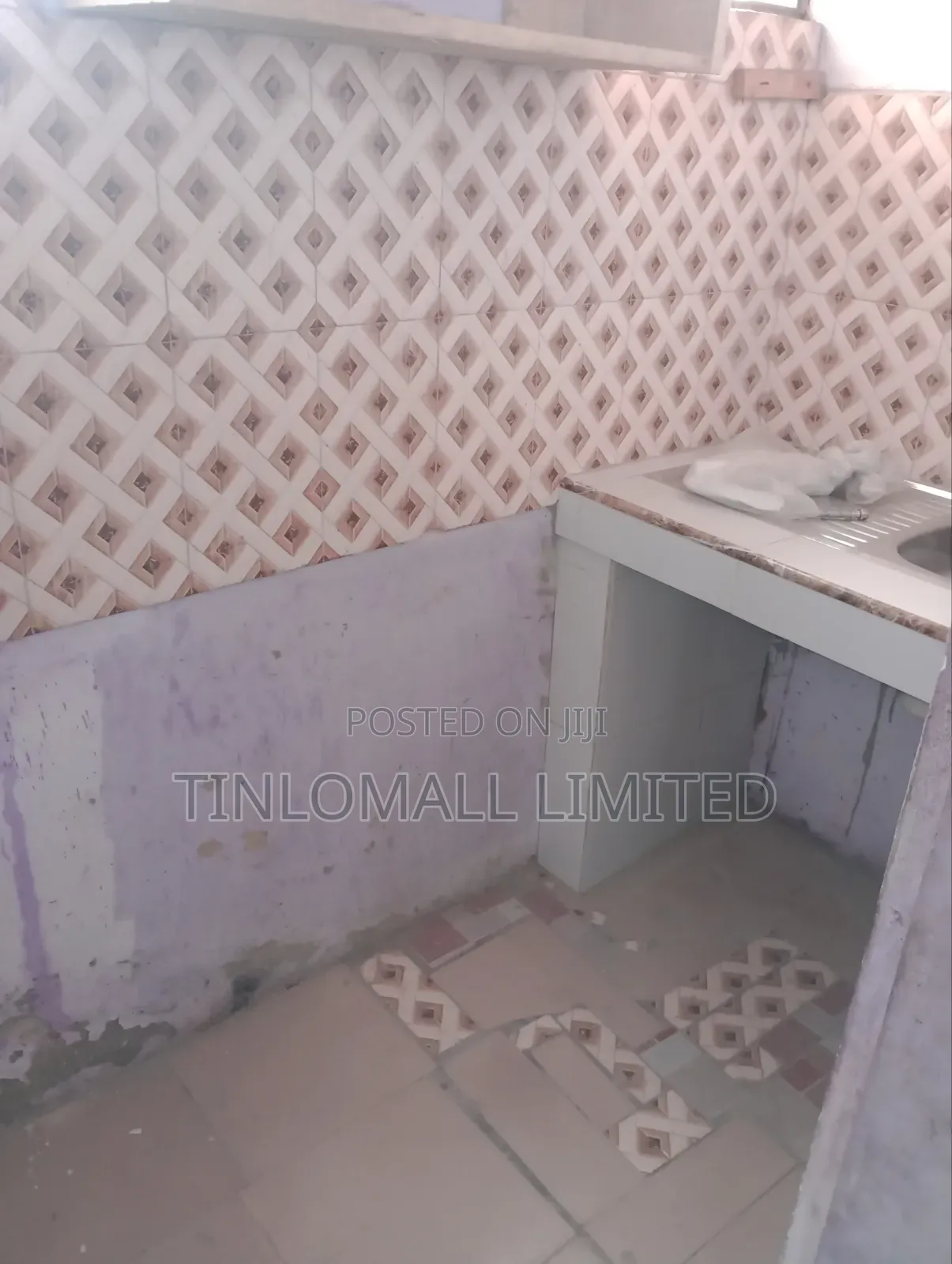 1bdrm House in Lekma, Ledzokuku-Krowor for rent