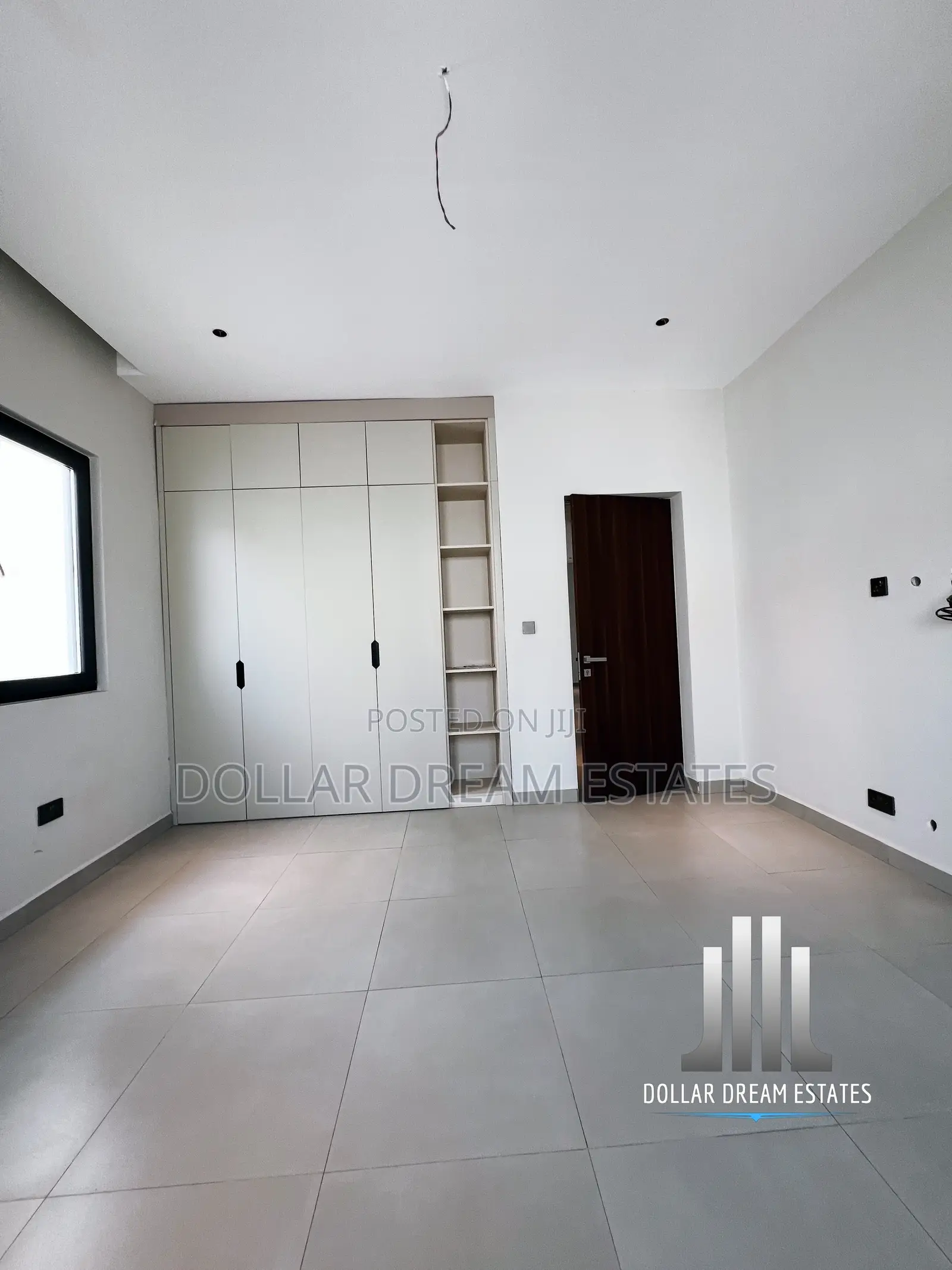 6bdrm House in Adjiriganor for sale