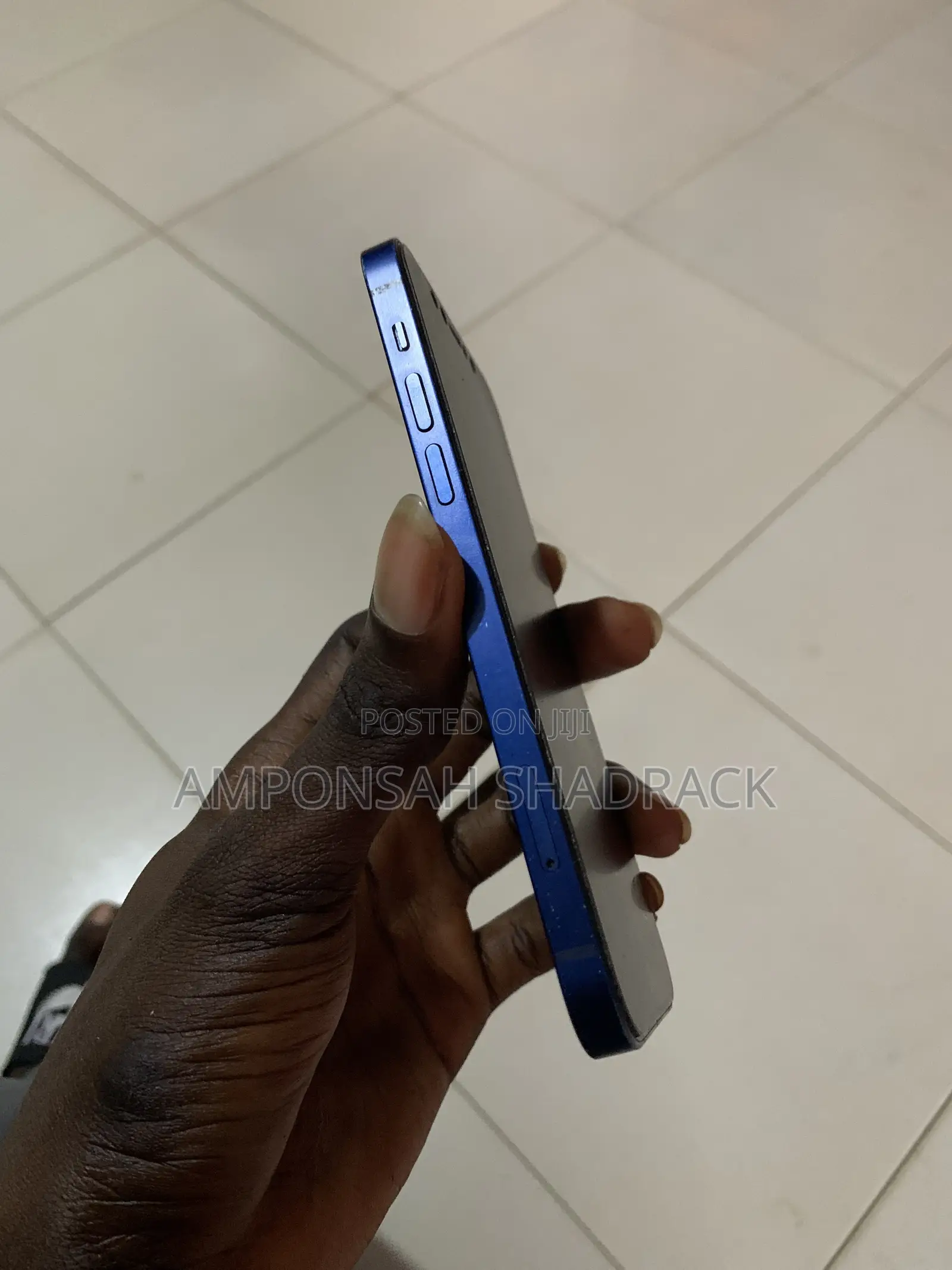 Apple iPhone 12 64 GB Blue