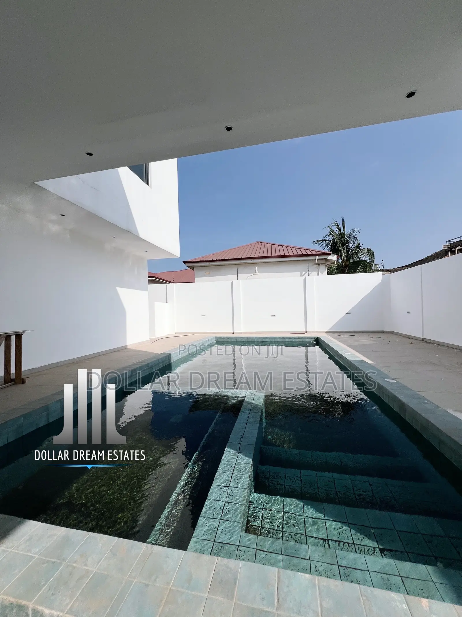 6bdrm House in Adjiriganor for sale