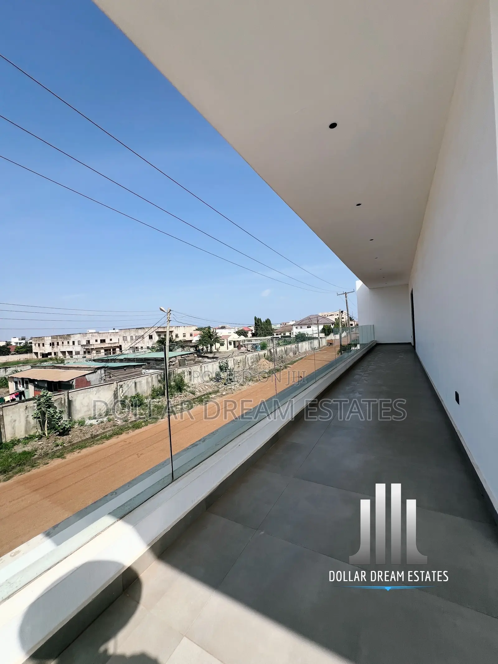 6bdrm House in Adjiriganor for sale