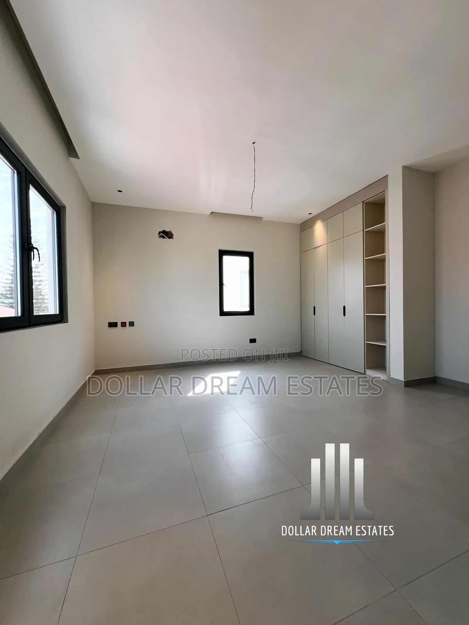 6bdrm House in Adjiriganor for sale