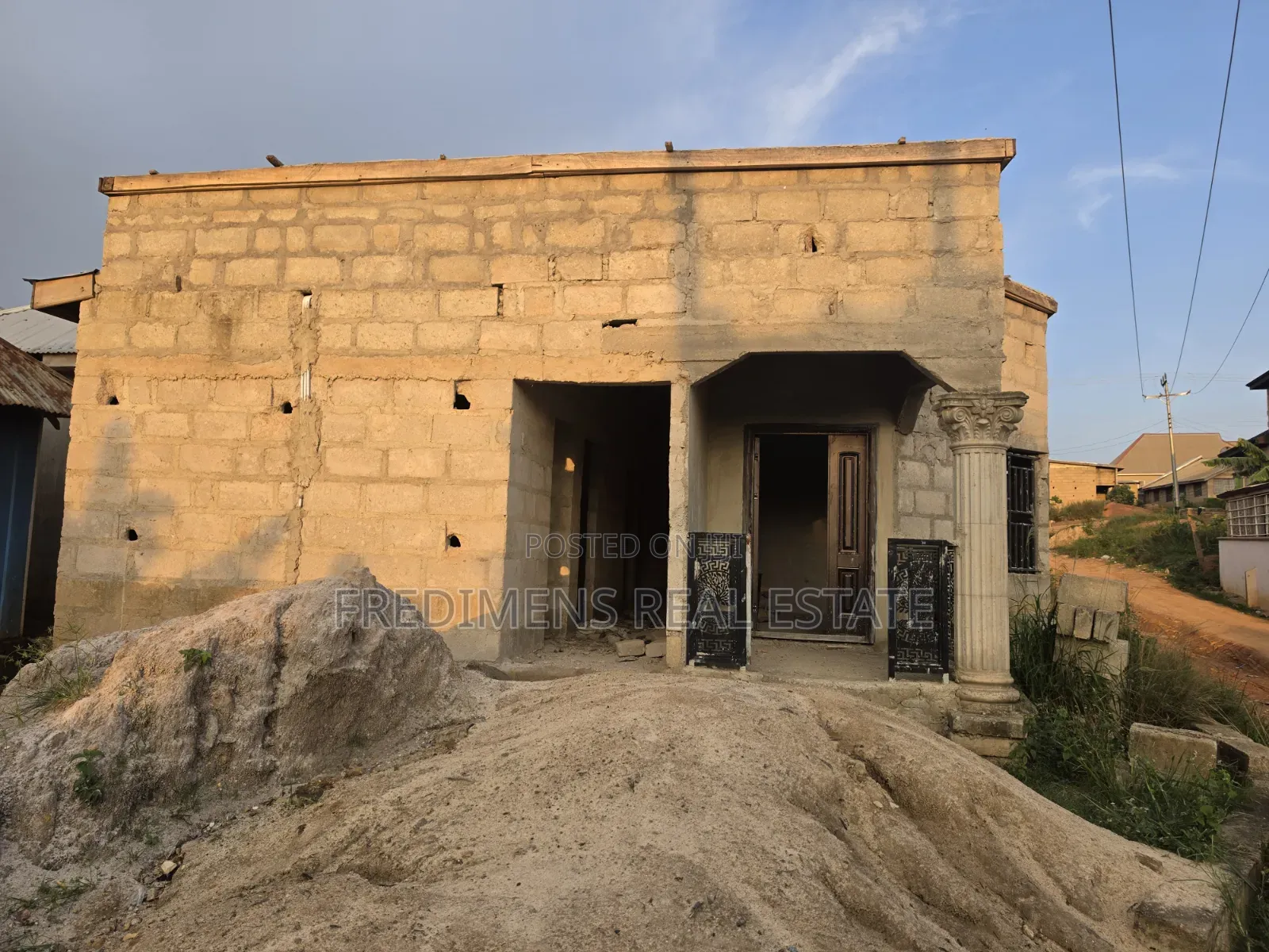 3bdrm House in Fredimens Real, Afigya-Kwabre for sale