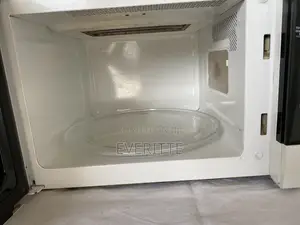 Clean Whirlpool 23L Grill Microwave Oven