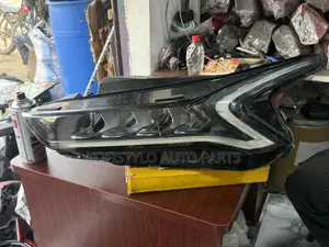 Kia Optima / 2022 Headlight