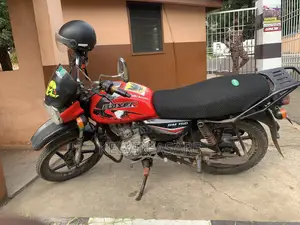 Bajaj Boxer 150 UG 2020 Red