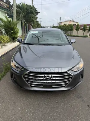 Hyundai Elantra Limited Sedan FWD (1.8L 4cyl 6A) 2013 Gray