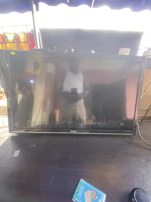 Philips 32” LED TV