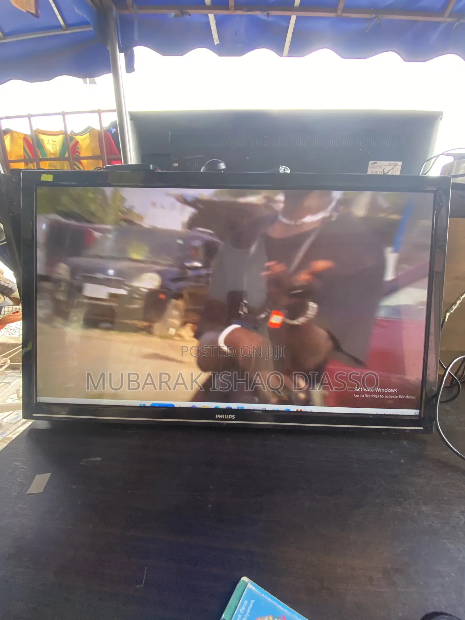 Philips 32” LED TV