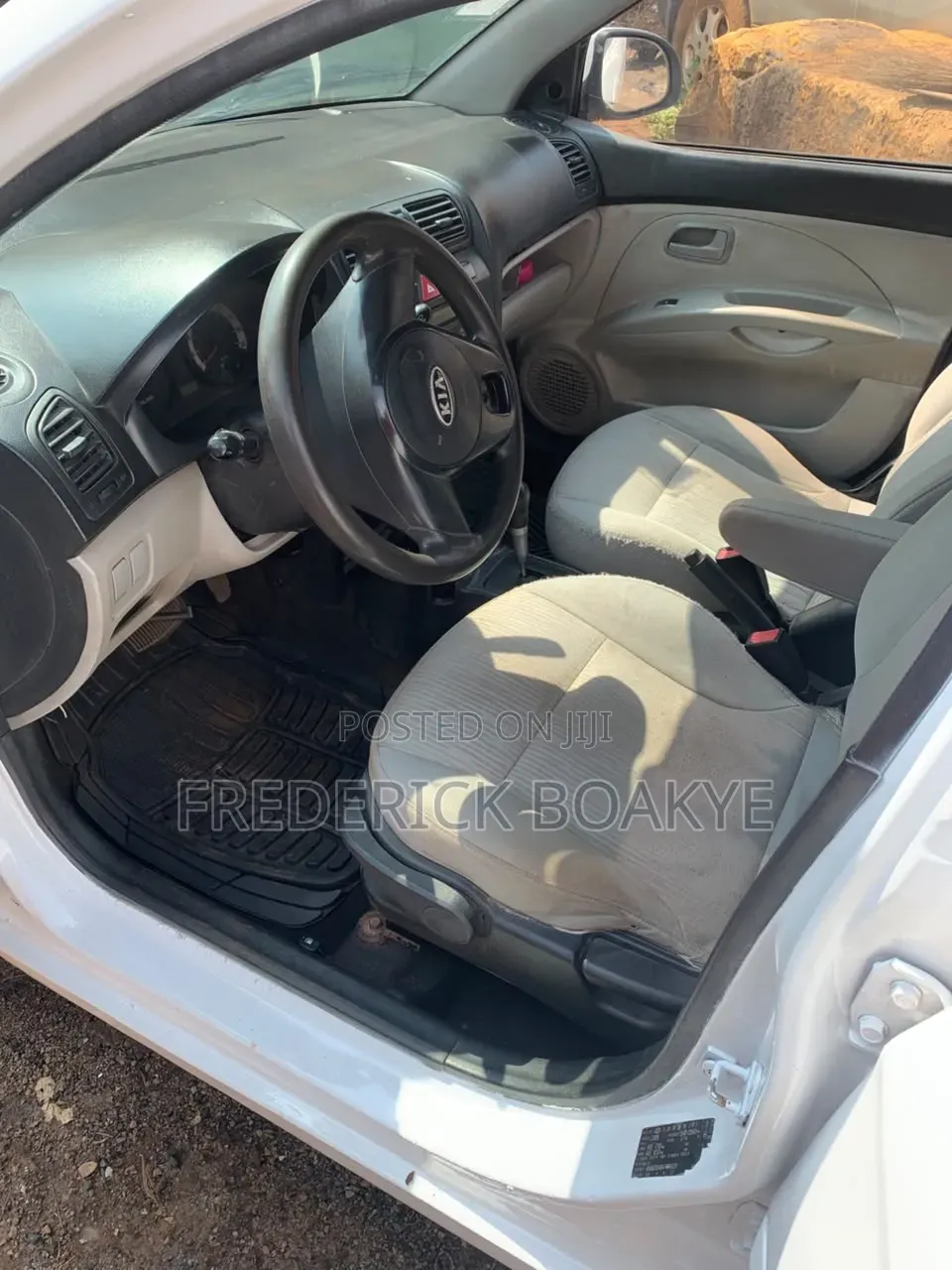 Kia Morning 2010 White