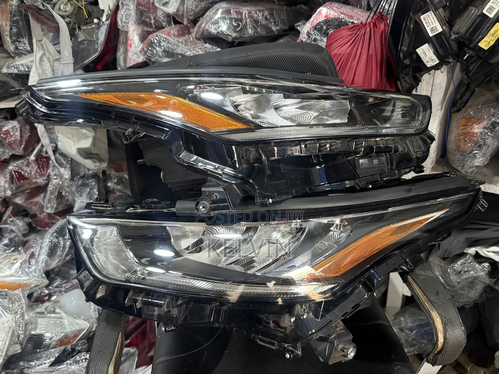 Toyota Highlander 2022 Headlight Pair