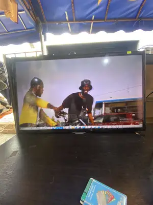 Samsung 32” LED TV