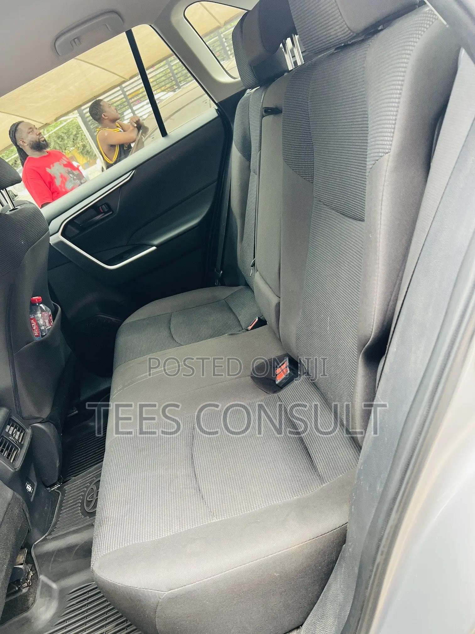 Toyota RAV4 2024 Silver