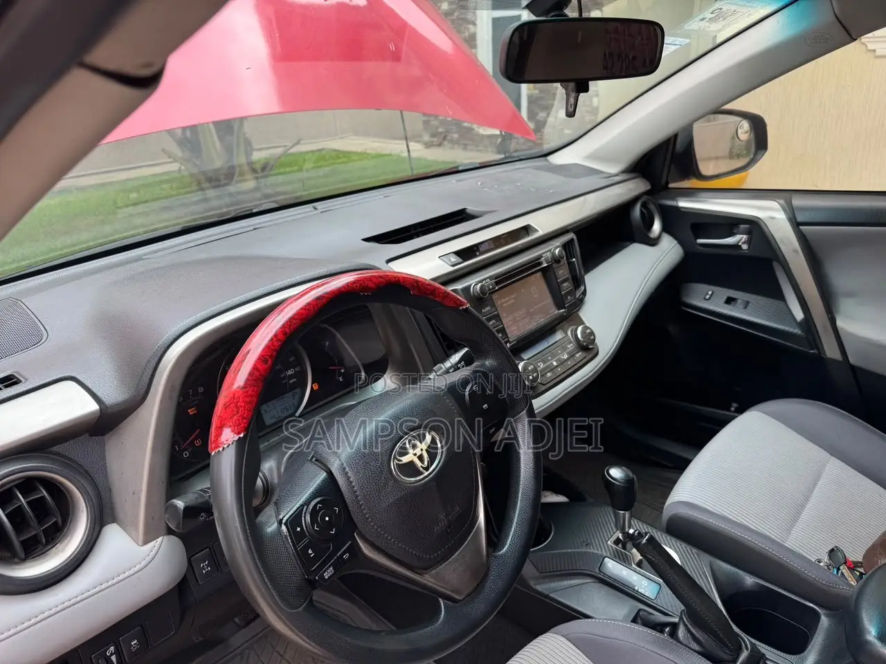 Toyota RAV4 2015 Red