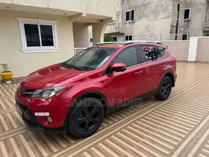 Toyota RAV4 2015 Red