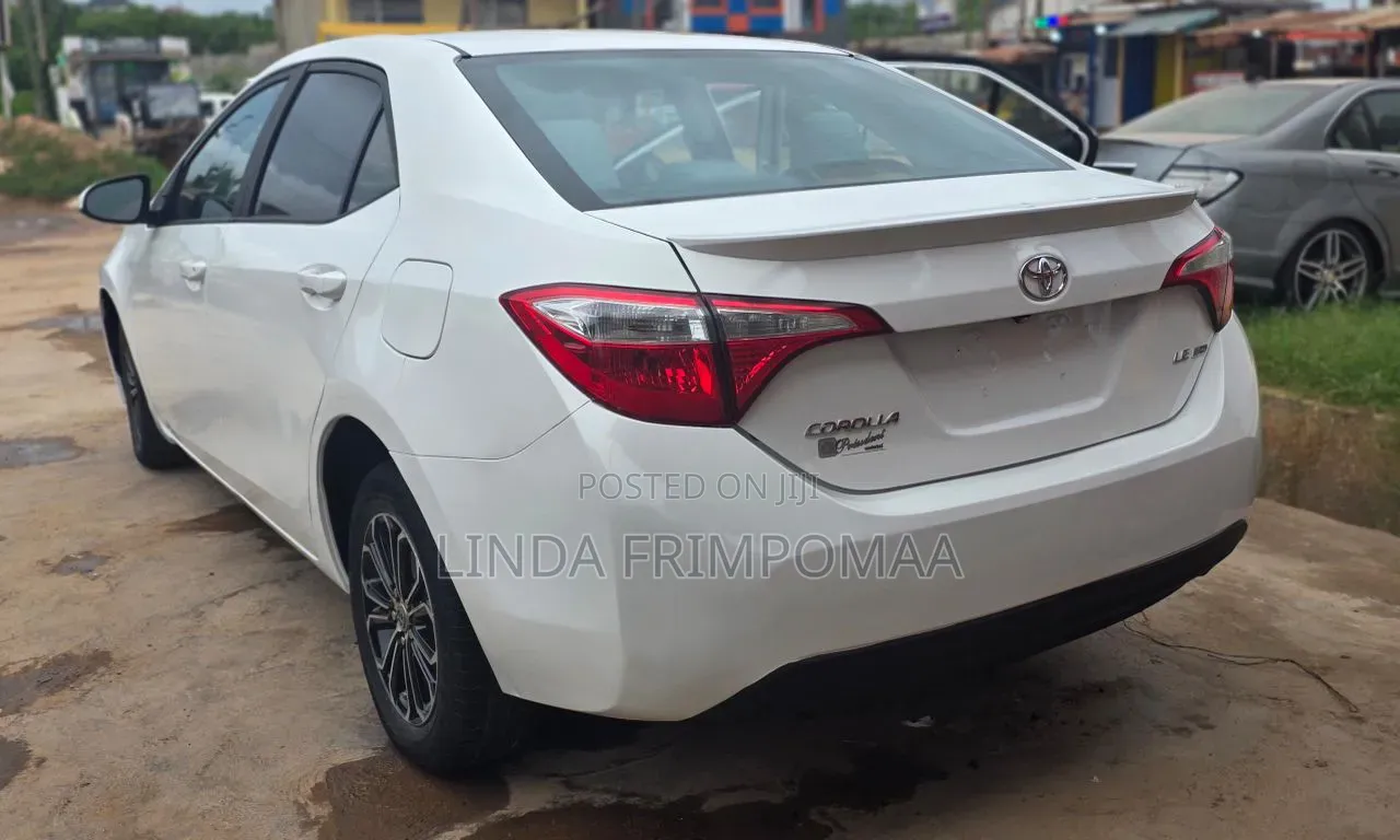 Toyota Corolla L 4dr Sedan (1.8L 4cyl 4A) 2015 White