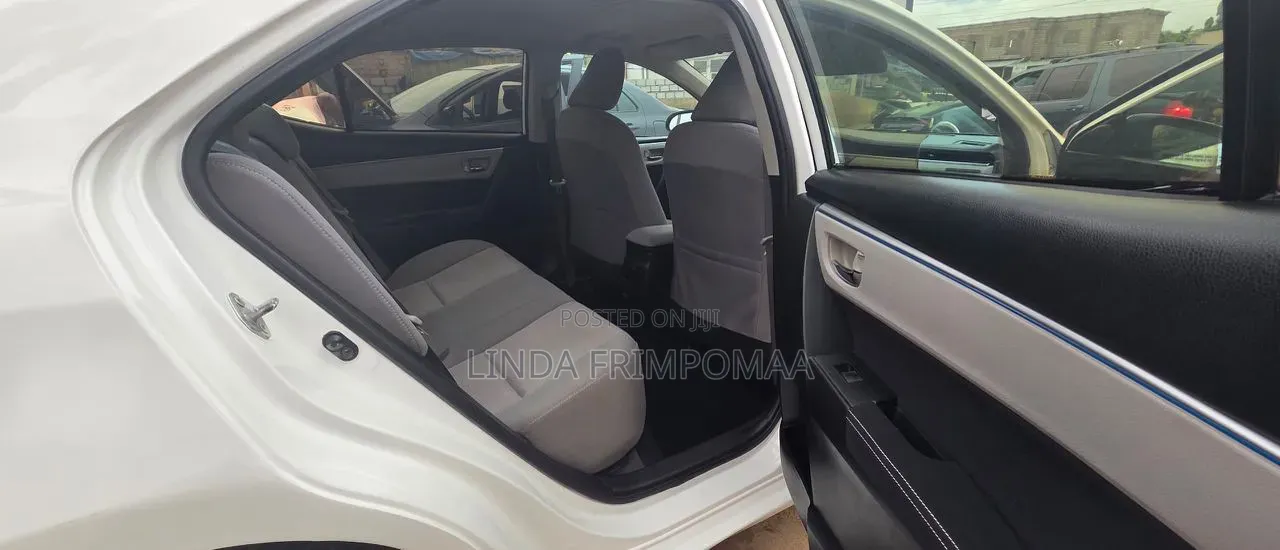Toyota Corolla L 4dr Sedan (1.8L 4cyl 4A) 2015 White