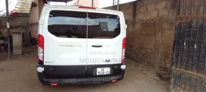 Ford Transit 2021 White