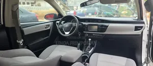 Toyota Corolla L 4dr Sedan (1.8L 4cyl 4A) 2015 White