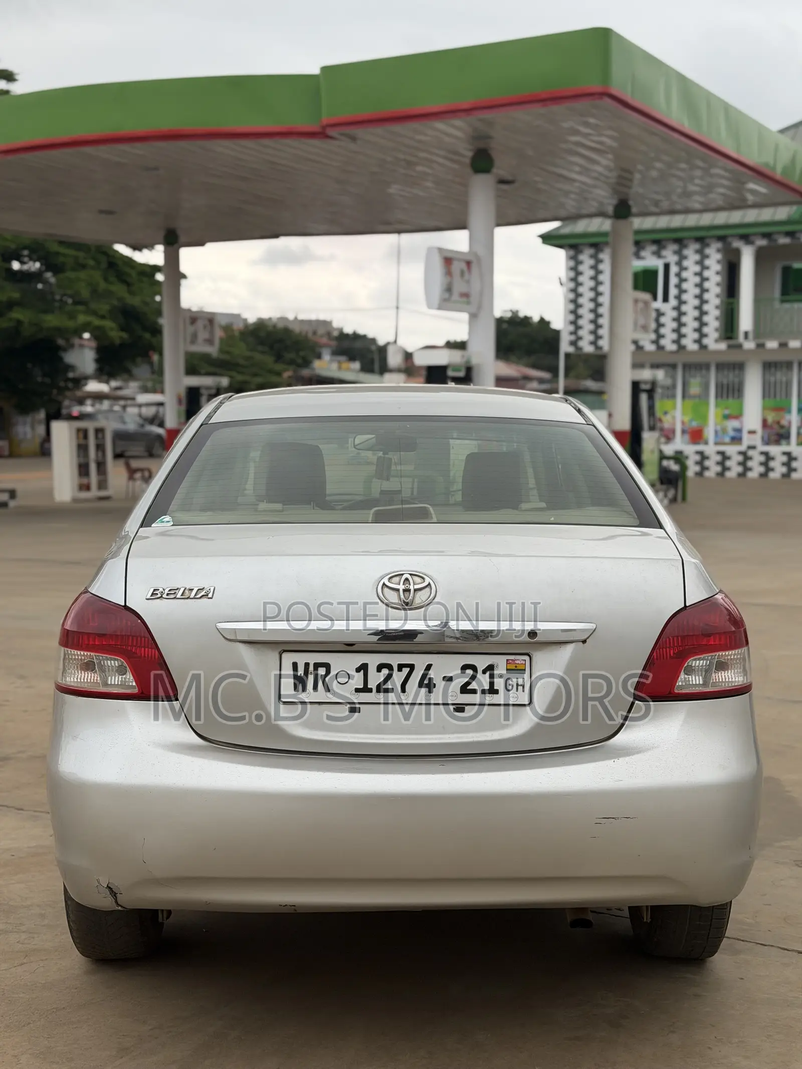Toyota Belta 2012 Silver