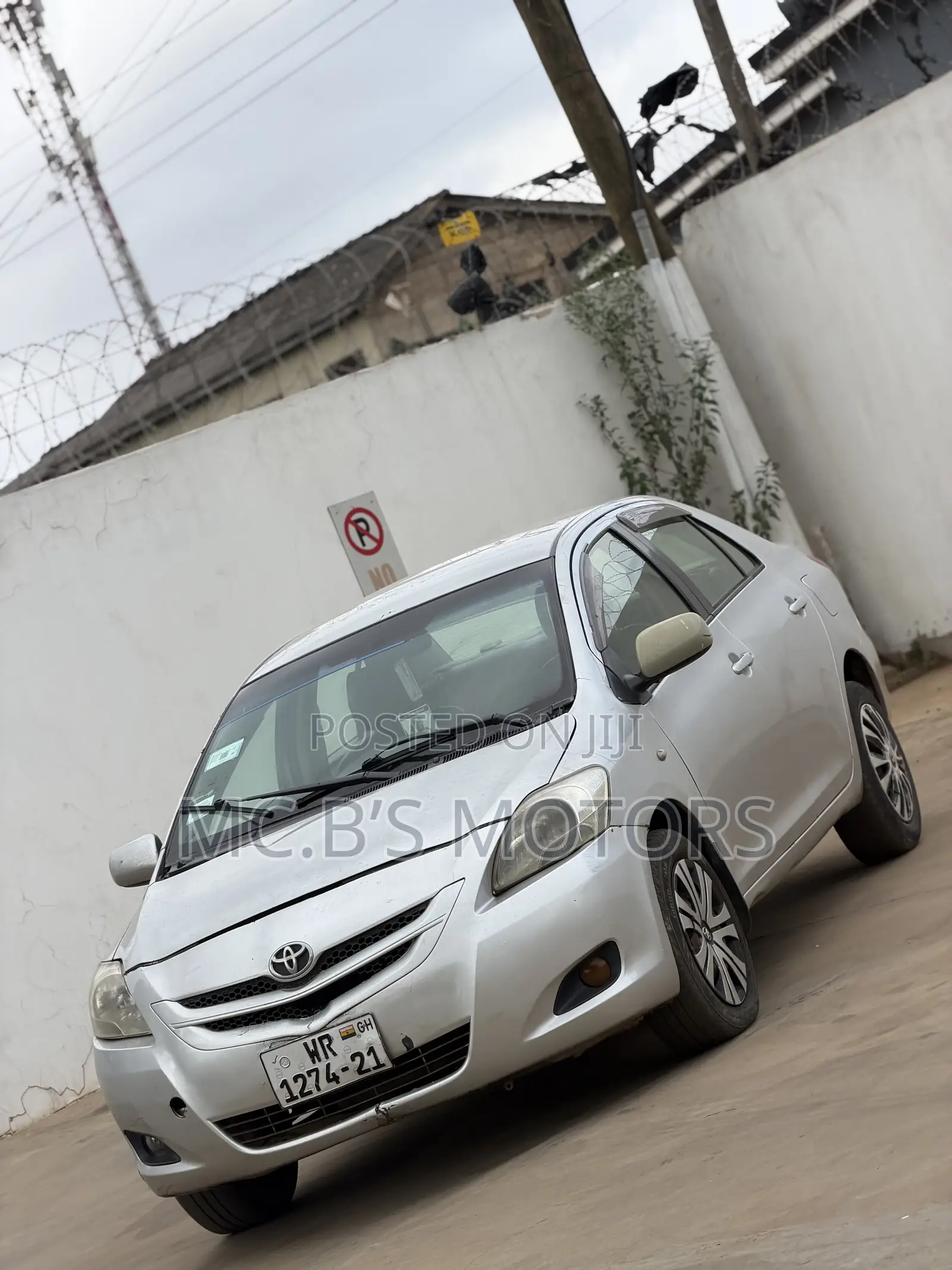 Toyota Belta 2012 Silver