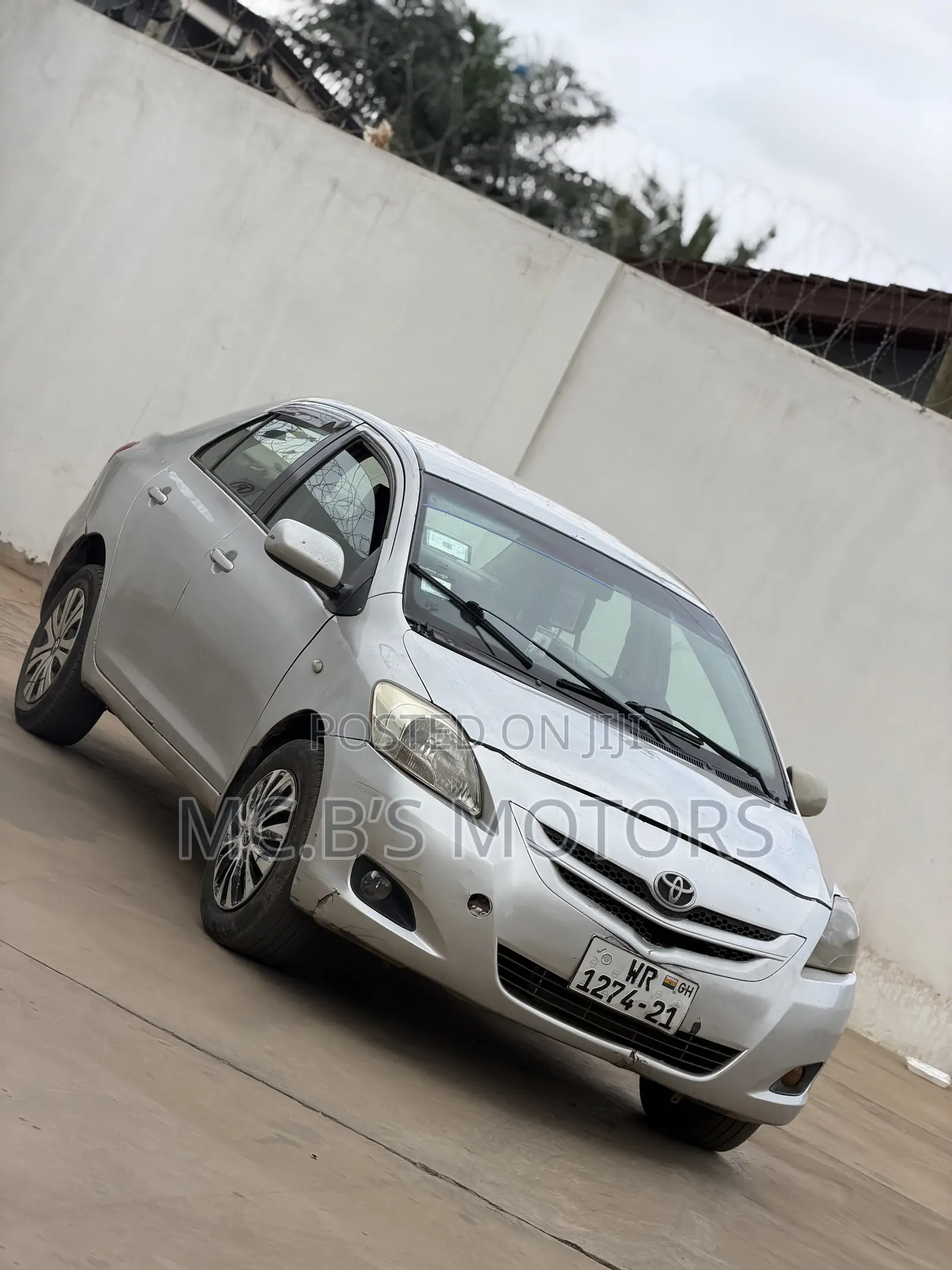 Toyota Belta 2012 Silver