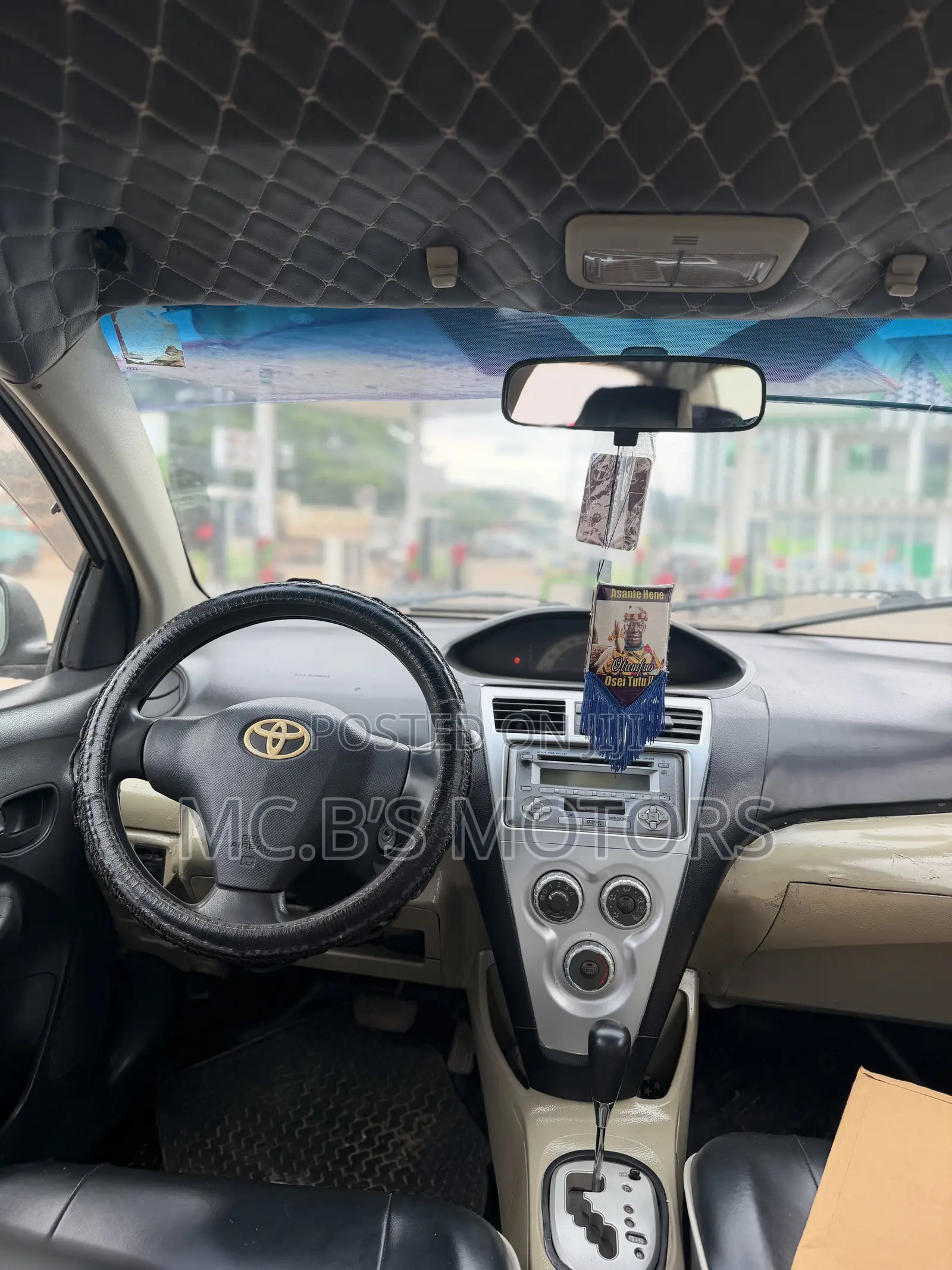 Toyota Belta 2012 Silver