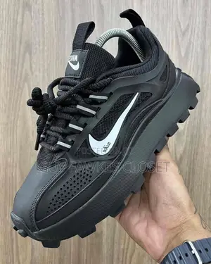Nike Bailleli Sneakers