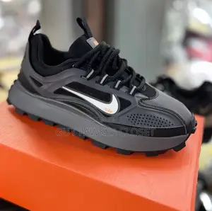 Nike Bailleli Sneakers