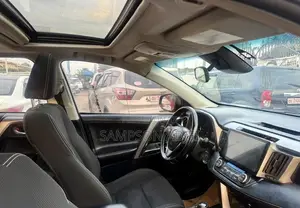 Toyota RAV4 2017 Gray
