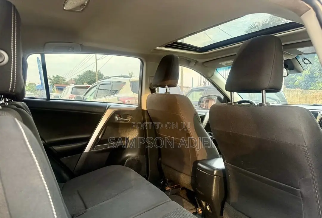 Toyota RAV4 2017 Gray