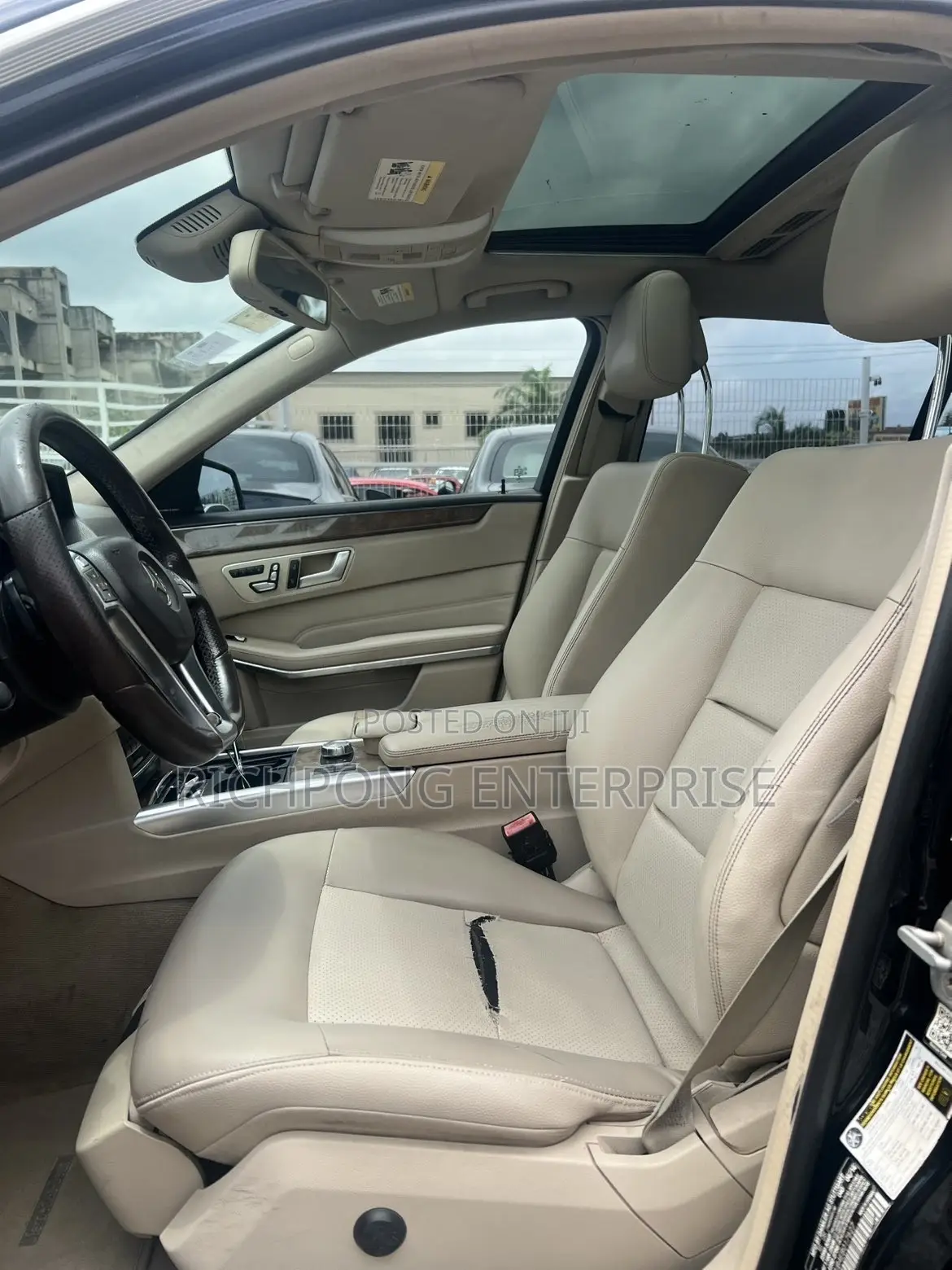 Mercedes-Benz E350 Base 4Matic Sedan AWD (3.5L 6cyl 7A) 2014 Black