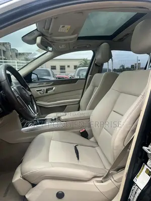 Mercedes-Benz E350 Base 4Matic Sedan AWD (3.5L 6cyl 7A) 2014 Black