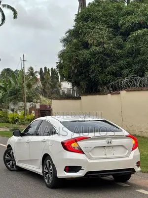 Honda Civic EX-L 2dr Coupe (1.5L 4cyl) 2017 White