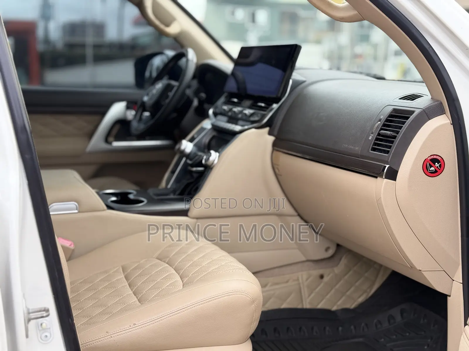 Toyota Land Cruiser 2015 White