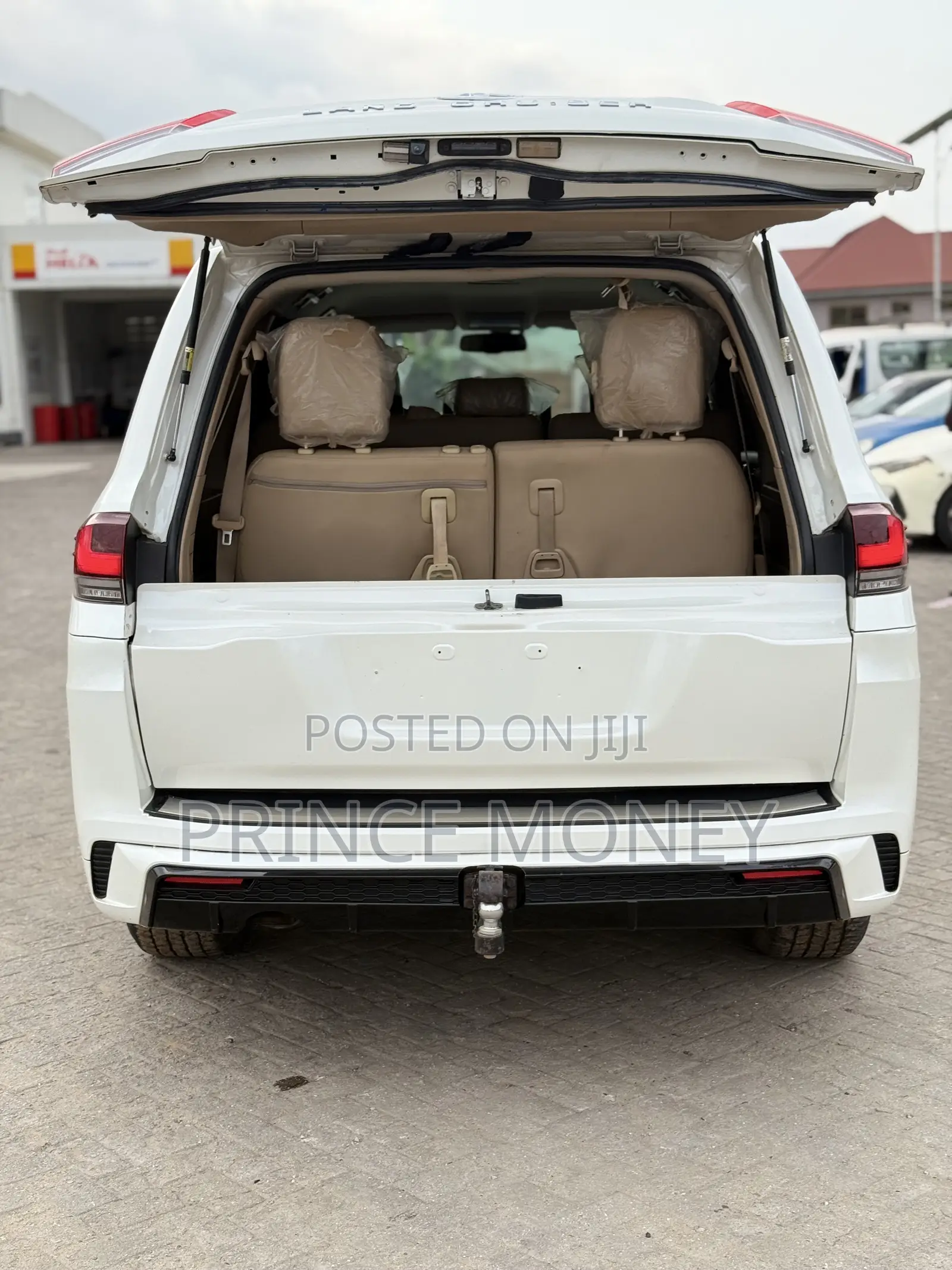 Toyota Land Cruiser 2015 White