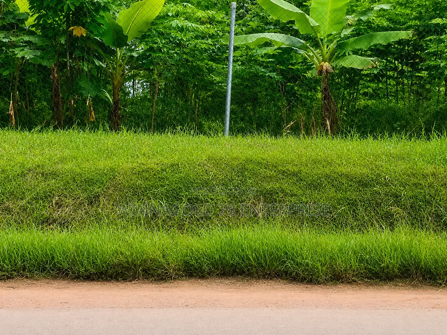 A Road Side Land at Tuska Opposite Akwamuman SHS Is for Sale