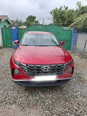 Hyundai Tucson 2022 Red