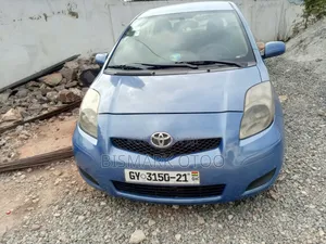 Toyota Yaris 2010 Blue