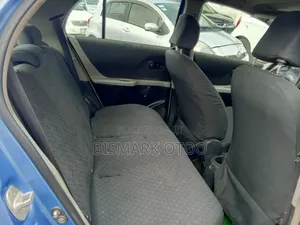 Toyota Yaris 2010 Blue
