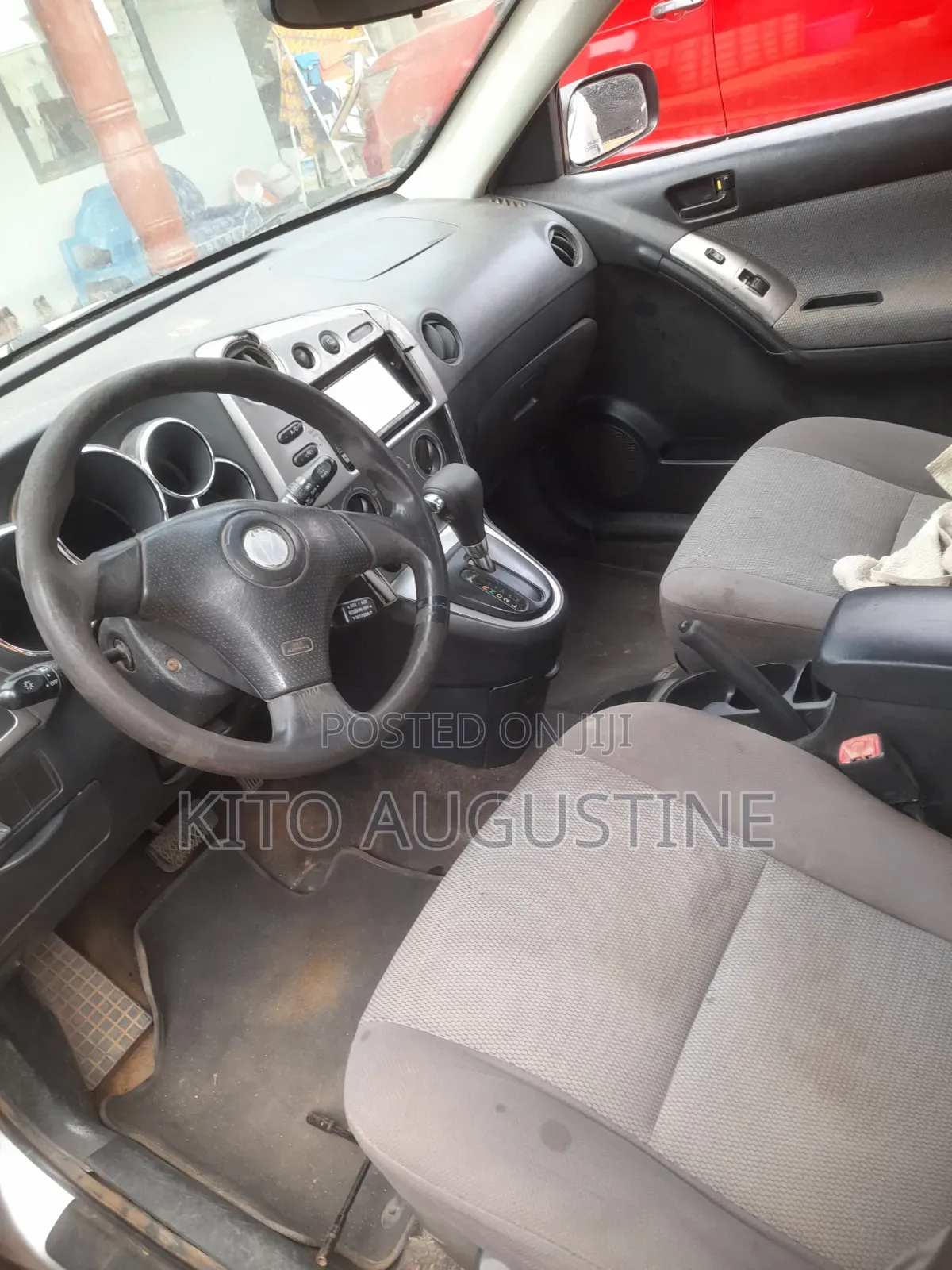 Pontiac Vibe 2010 Silver