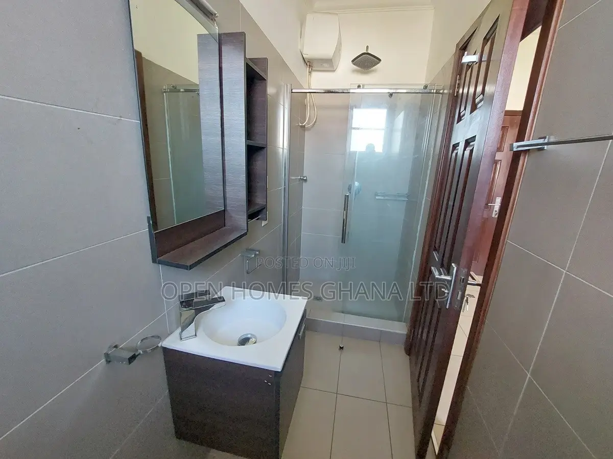 Furnished 3bdrm Apartment in US Embassy Area for rent