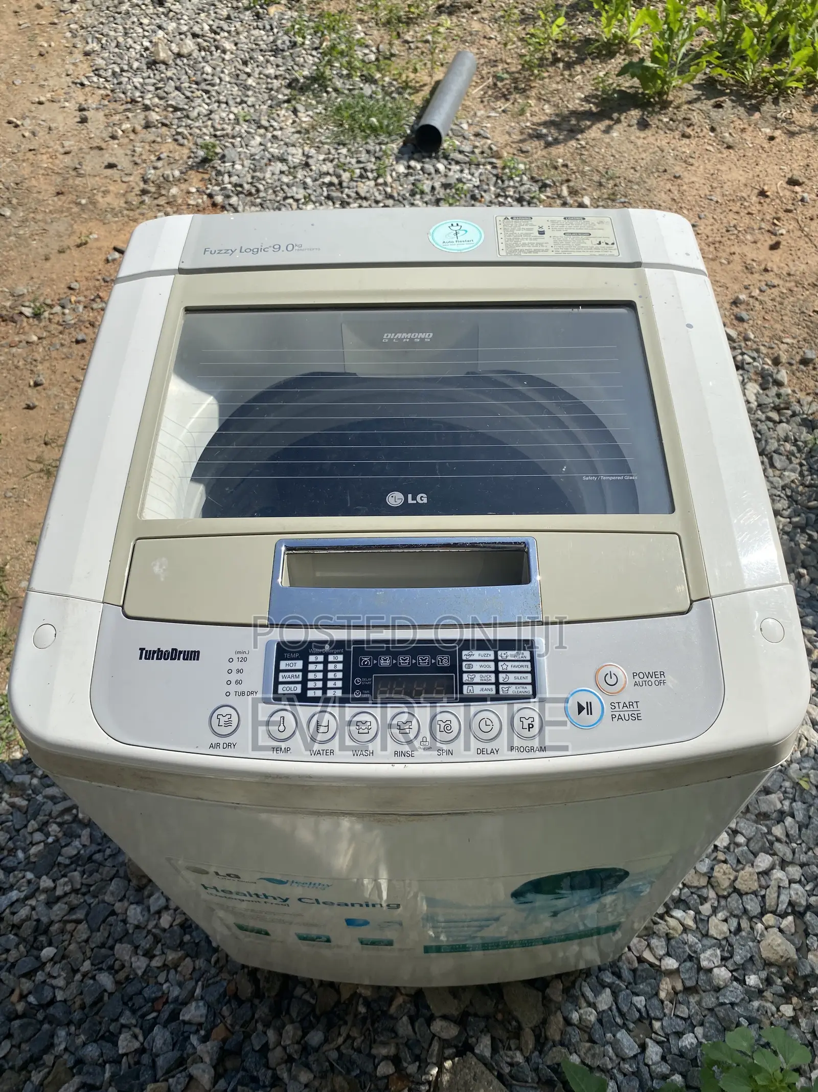 Neatly Used LG 9kg TurboDrum Washing Machine + Hoses