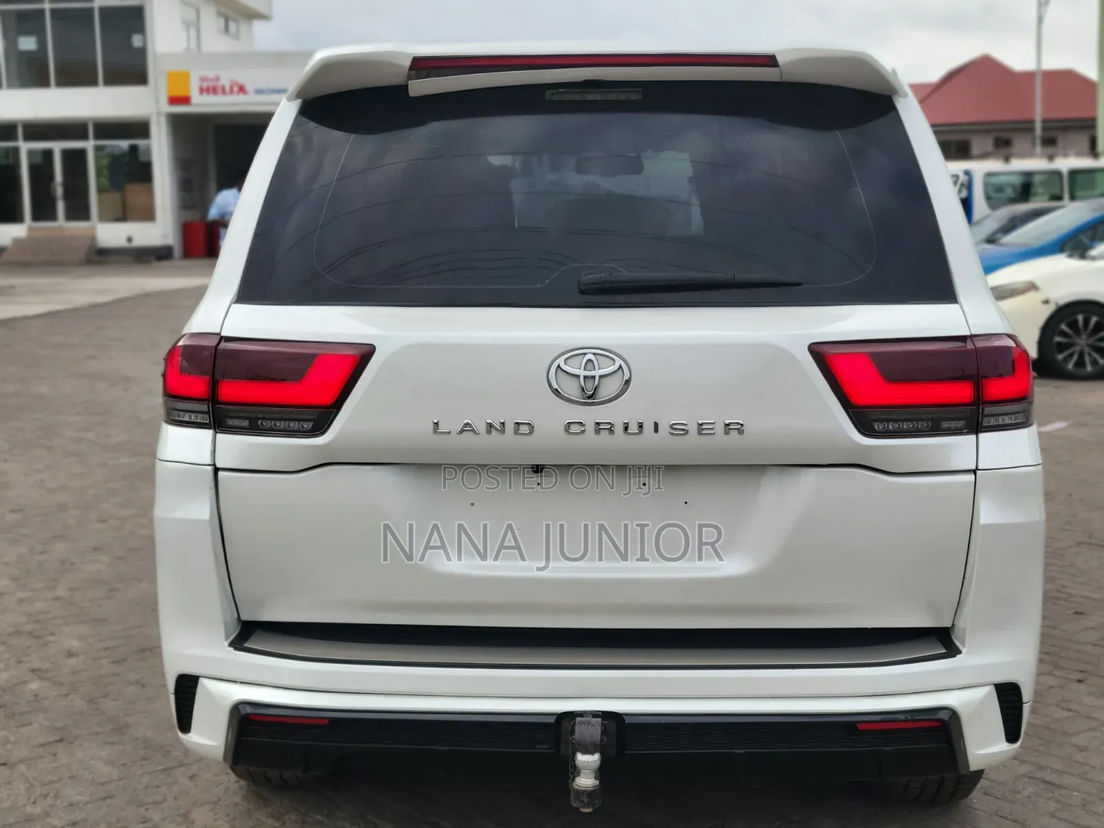 Toyota Land Cruiser 2015 White