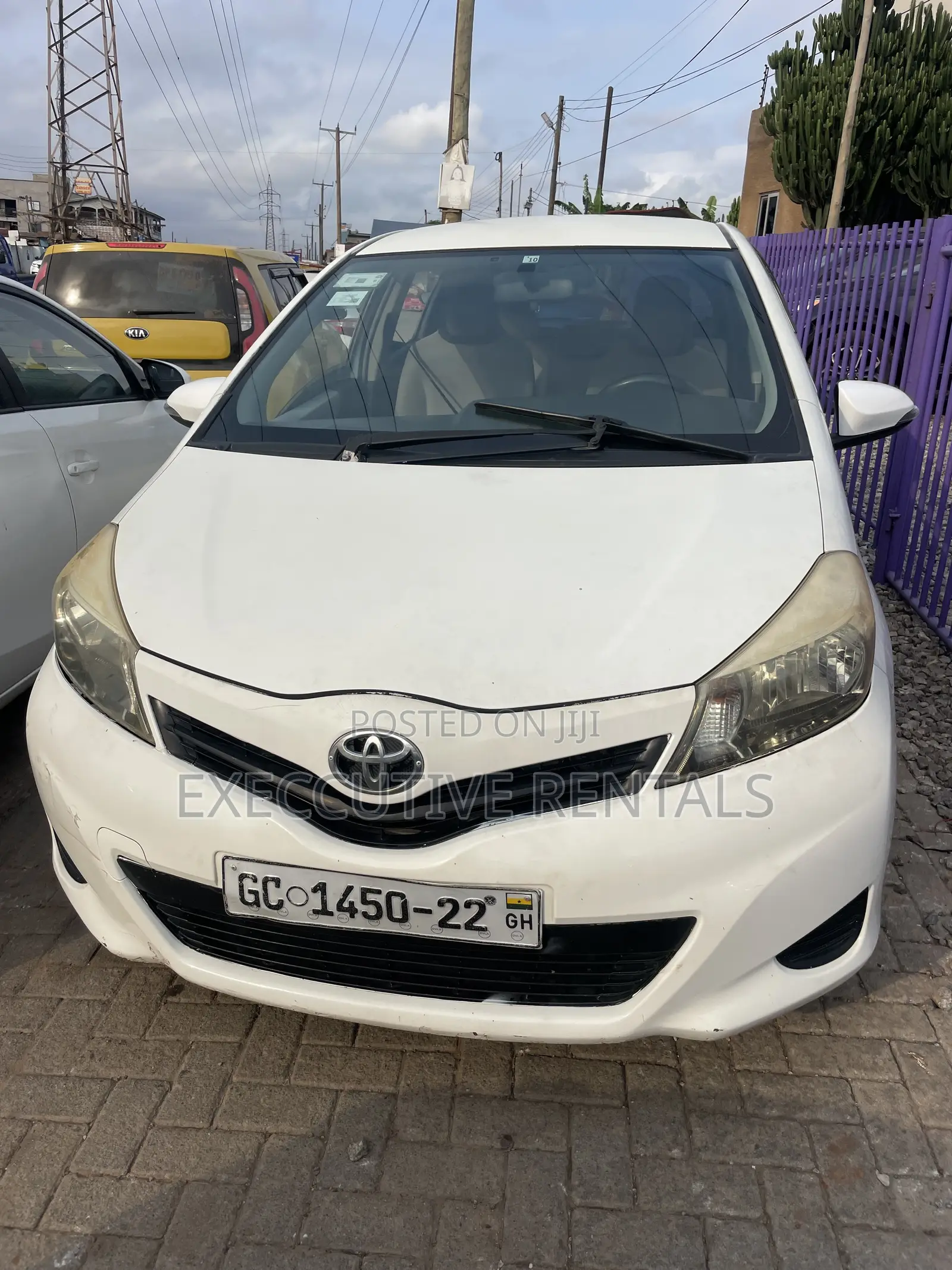Toyota Yaris 2012 White