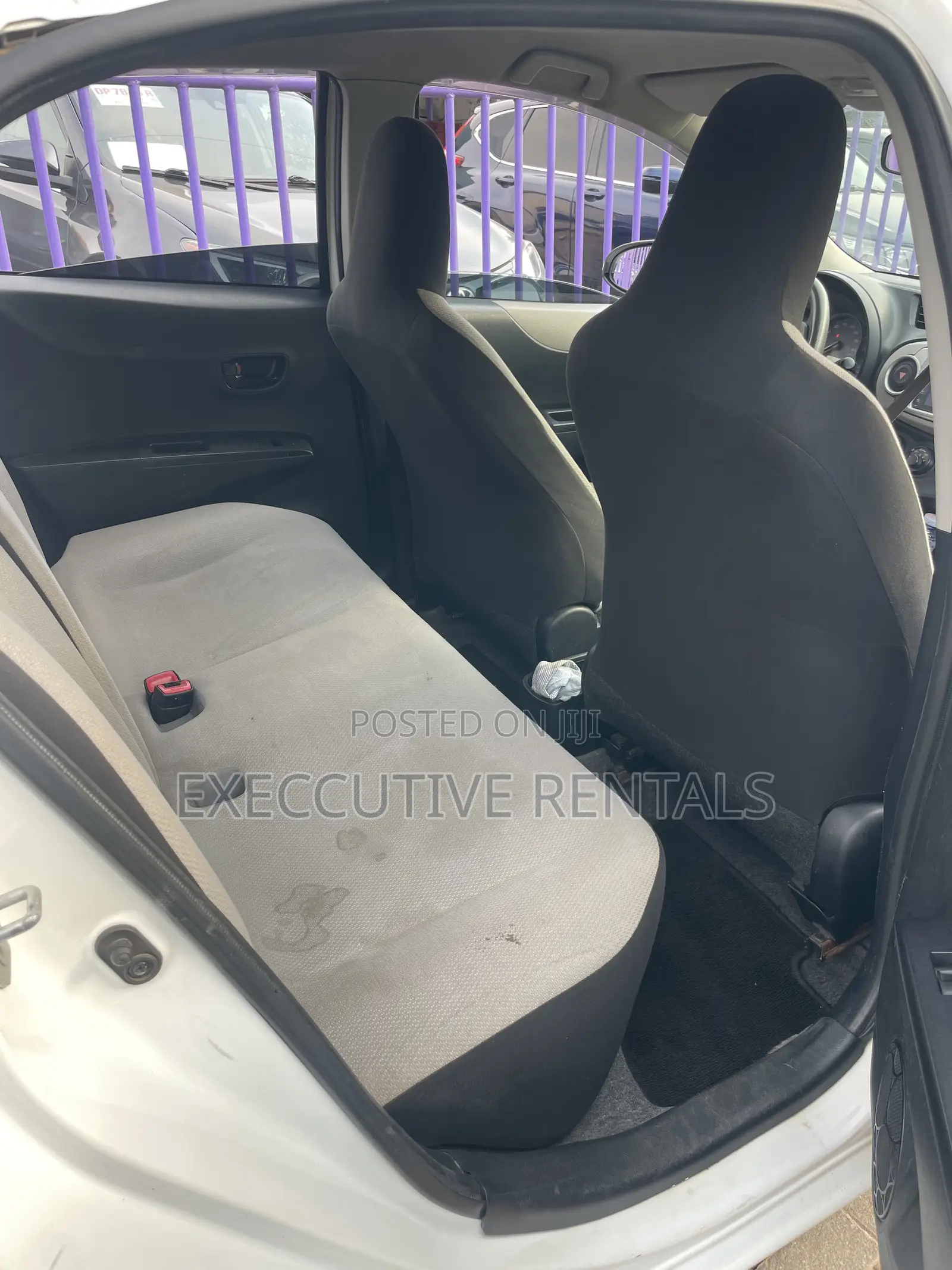 Toyota Yaris 2012 White
