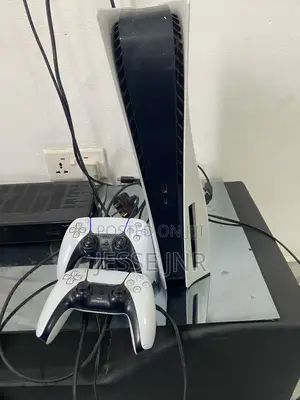 Play Station 5